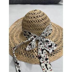 Vintage Disney World Goofy's Hat Co. Straw Sun Hat  $25